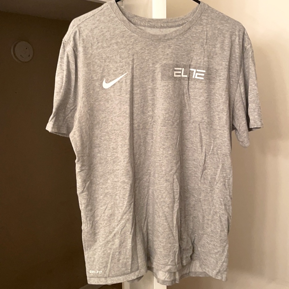 Men’s XL Dri-fit Nike shirt. Like new worn once.